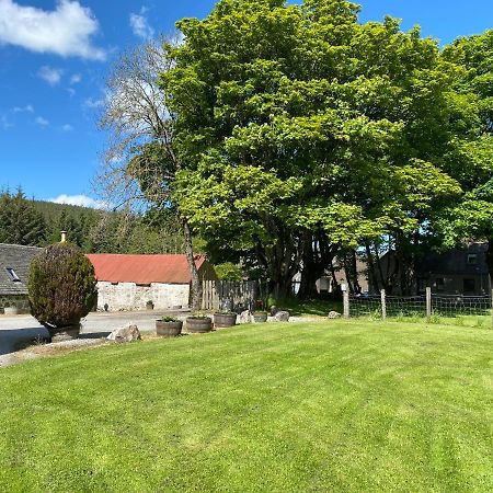 Parkmore Holiday Cottages Дафтаун Экстерьер фото