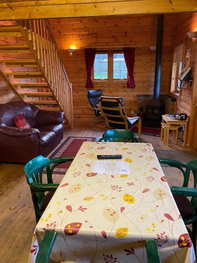 Parkmore Holiday Cottages Дафтаун Экстерьер фото