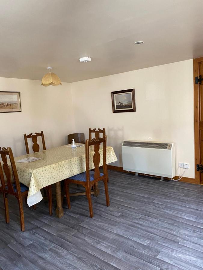 Parkmore Holiday Cottages Дафтаун Экстерьер фото