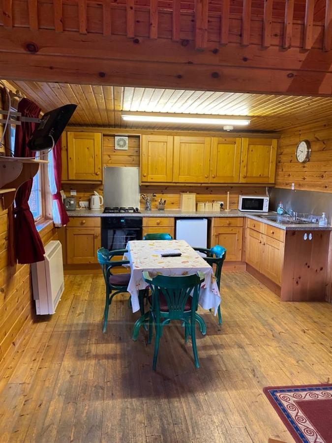 Parkmore Holiday Cottages Дафтаун Экстерьер фото